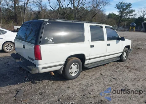 1997 Chevrolet Suburban 1500 из США, поврежденный, VIN 3GNEC16R7VG134376